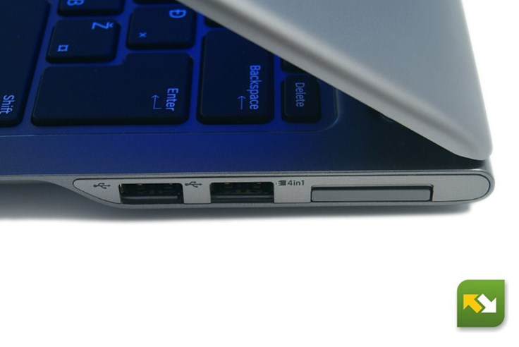 Samsung Ultrabook (8).jpg